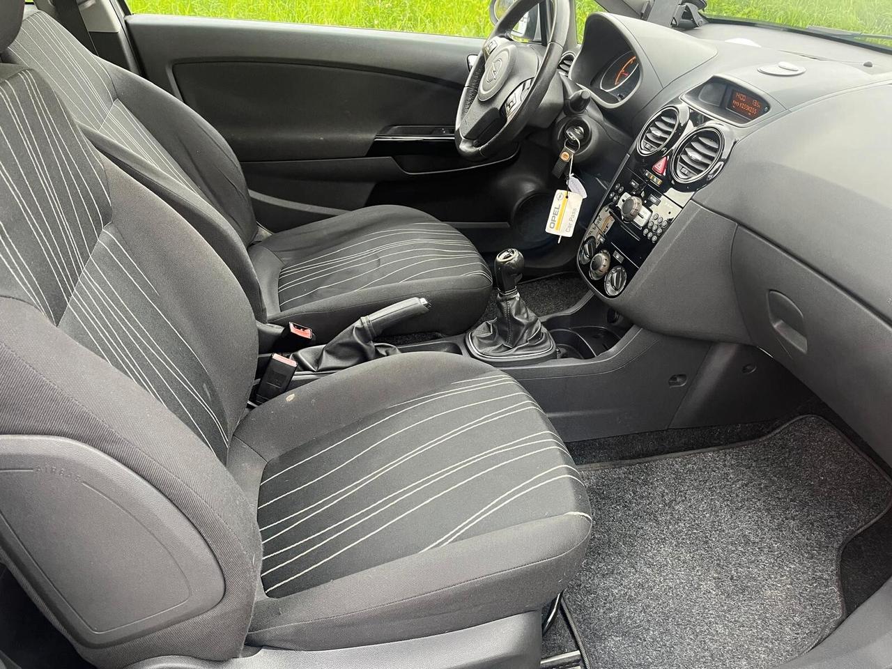 Opel Corsa 1.3 CDTI 75CV