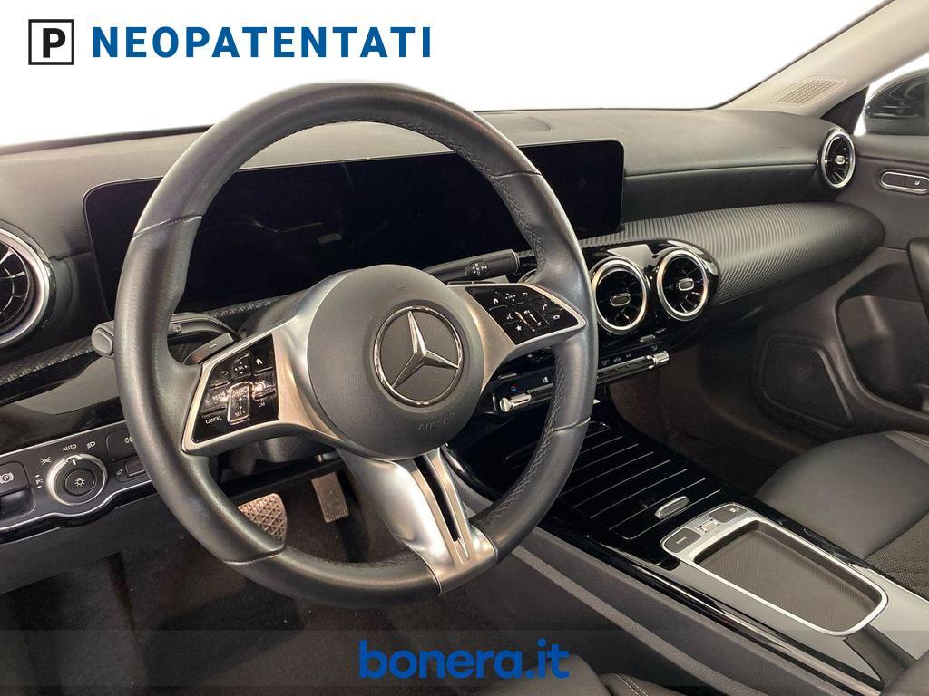 Mercedes CLA Shooting Brake 180 D Advanced 8G-DCT