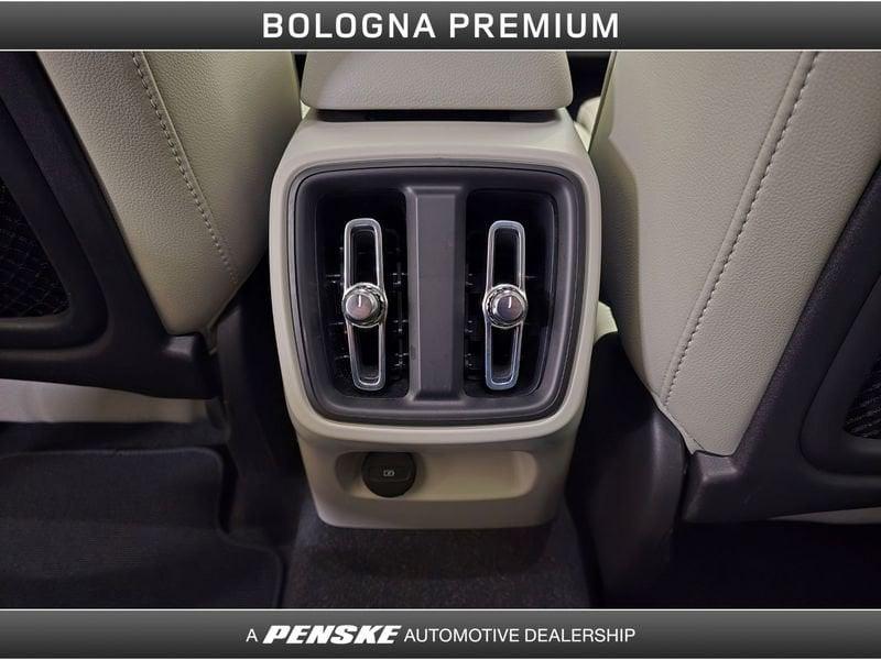 Volvo XC40 XC40 T2 automatico Core