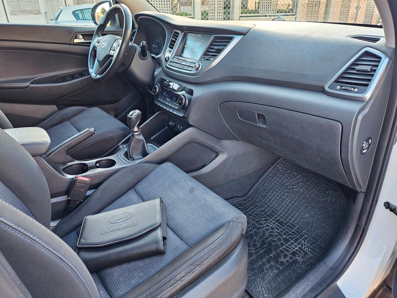 Hyundai Tucson 1.7 CRDi Xpossible ISG 2WD