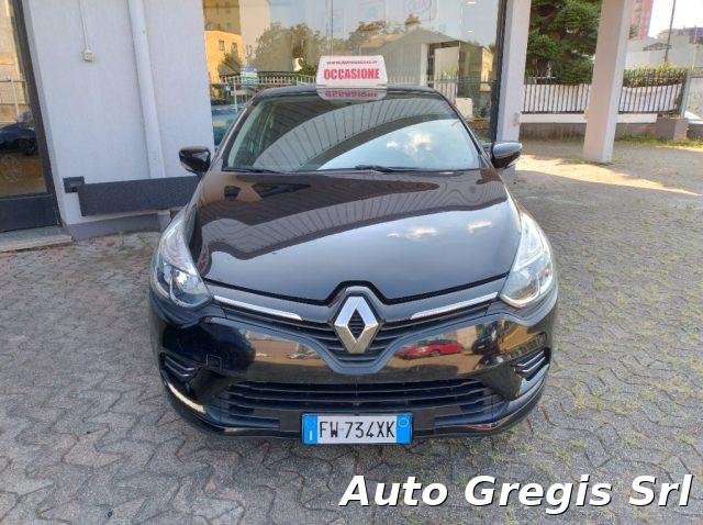 RENAULT Clio TCe 12V 75 CV 5 porte Moschino - Garanzia fino 36