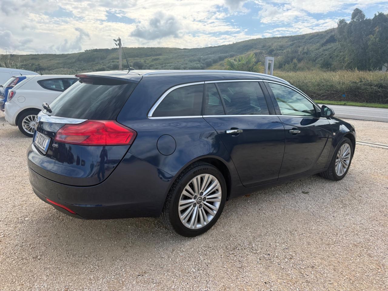 Opel Insignia 2.0 AUTOMATICA 2.990€