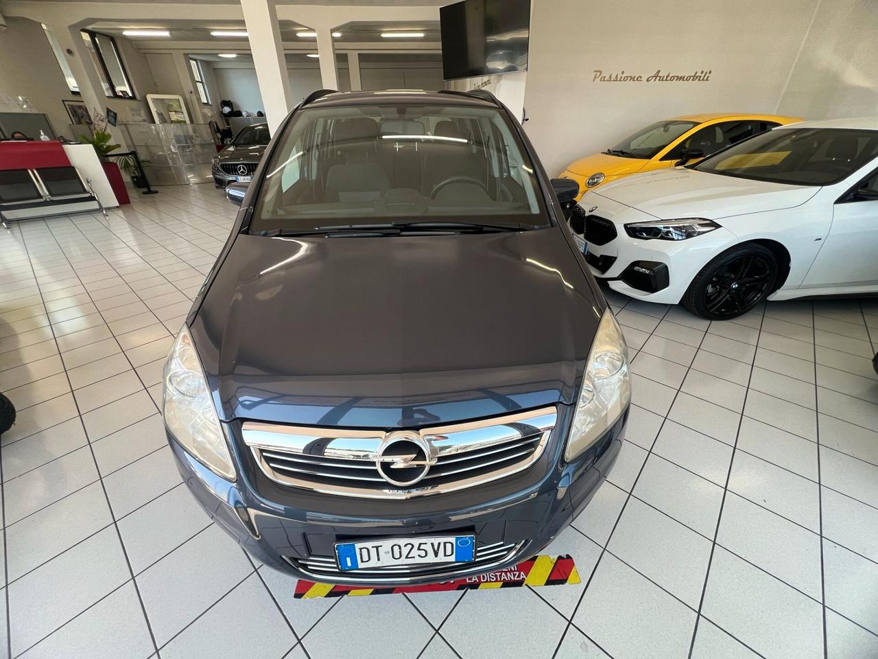 Opel Zafira 1.7 CDTI 110CV Cosmo 7 POSTI