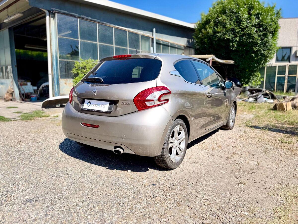 Peugeot 208 208 1.4 vti 16v Active 3p