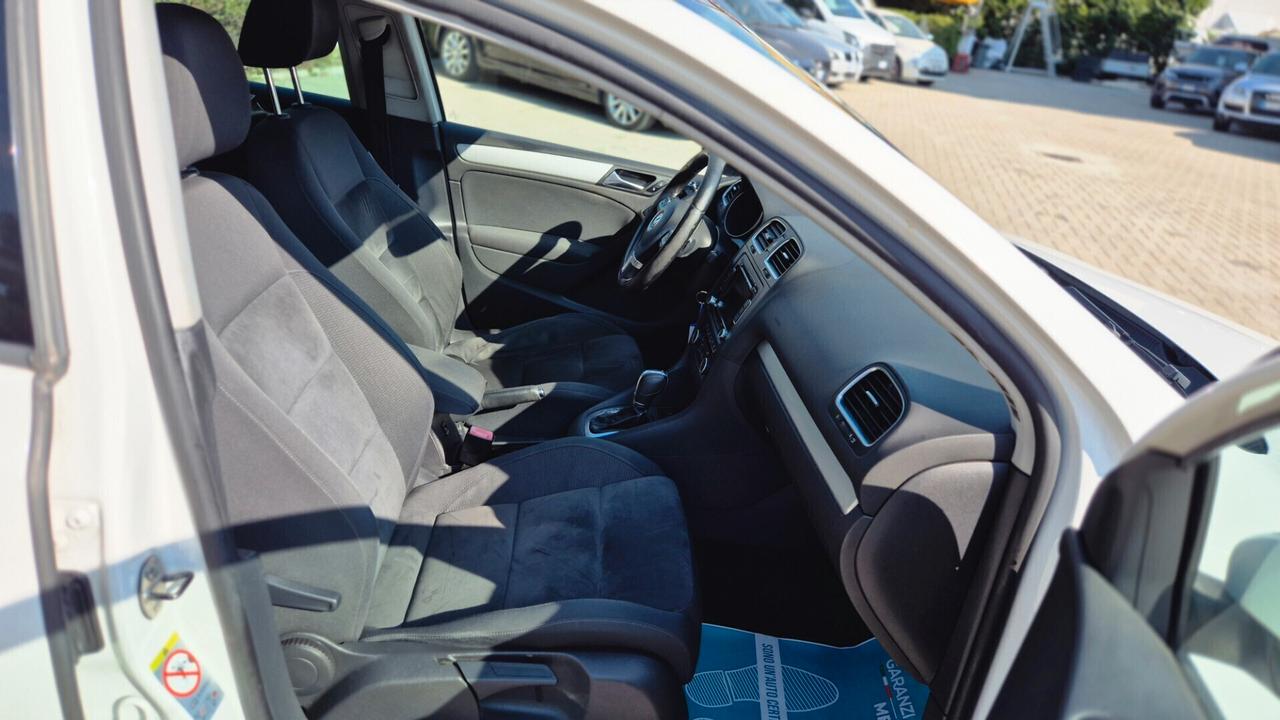 Volkswagen Golf 1.6 105cv/Automatica/ Adatta Neopatentati