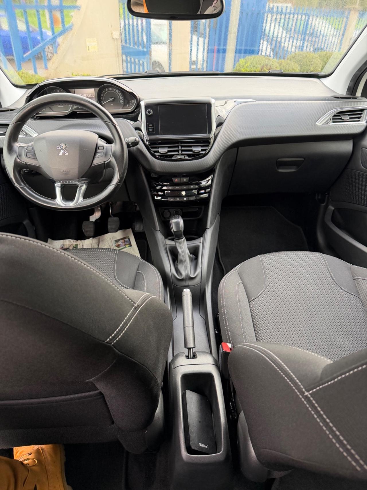 Peugeot 208 BlueHDi 100 S&S 5 porte Allure