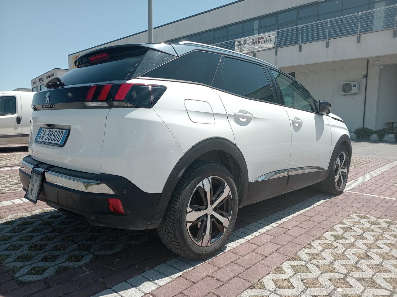 Peugeot 3008 BlueHDi 130 S&S EAT8 Allure
