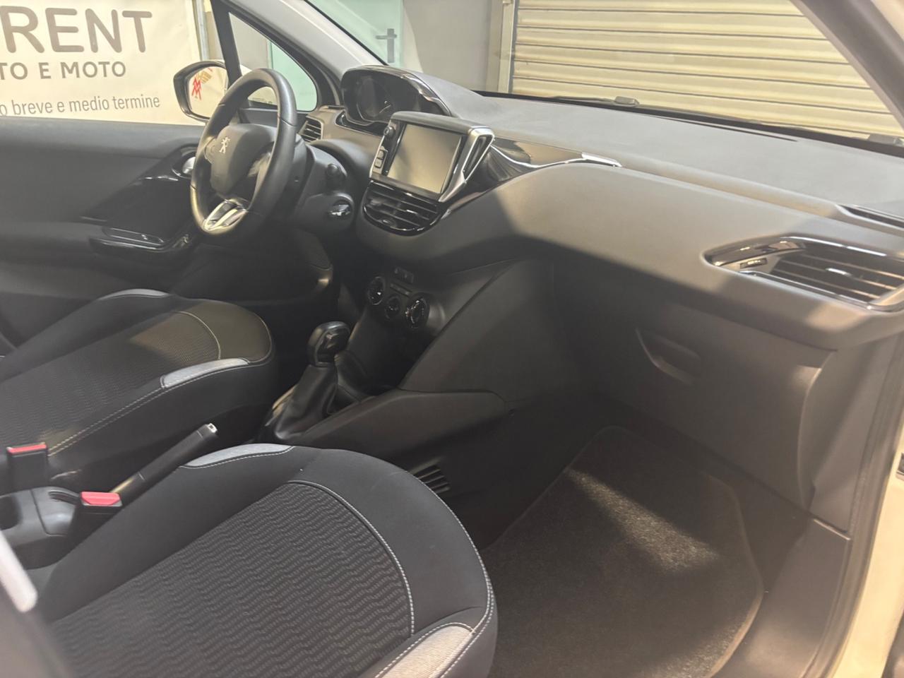 Peugeot 208 PureTech 82 5 porte Active