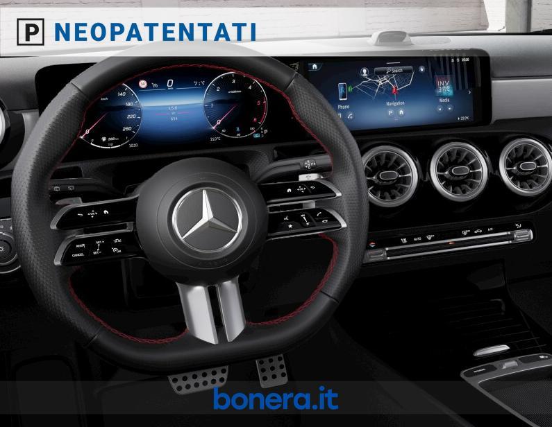 Mercedes Classe A 180 180 D AMG Line Extra Speedshift DCT AMG 8G