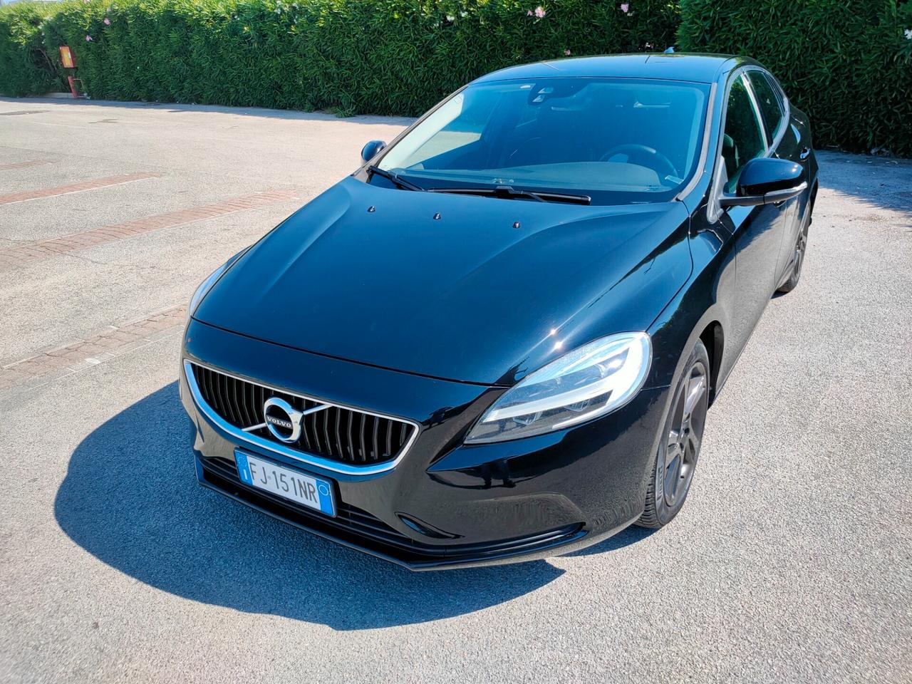 Volvo V40 D2 Momentum PERFETTA