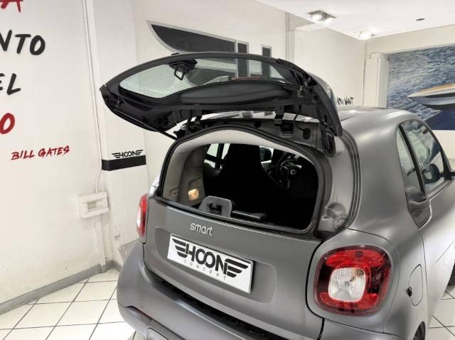 Smart Fortwo 0.9 t Berlin Black Superpassion 90cv twinamic