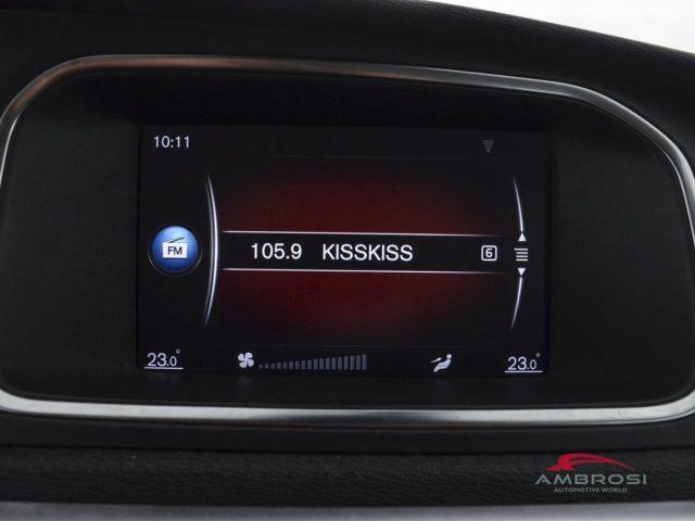 VOLVO V40 D2 - PER OPERATORI DEL SETTORE