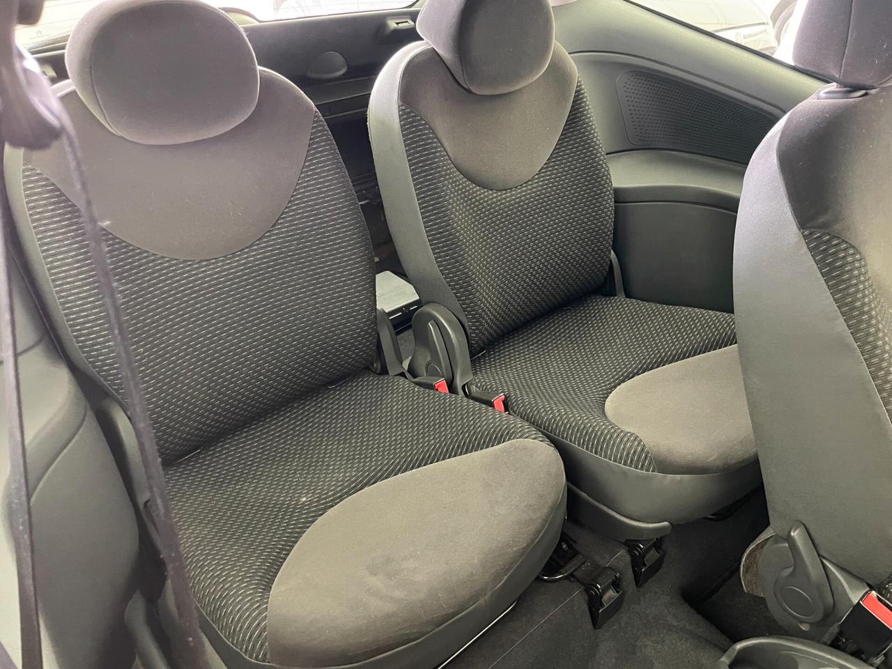 Citroen C2 1.1 121.00KM , Elegance CLIMA, SERVT, TAGLIANDATA NEOPATENTATI