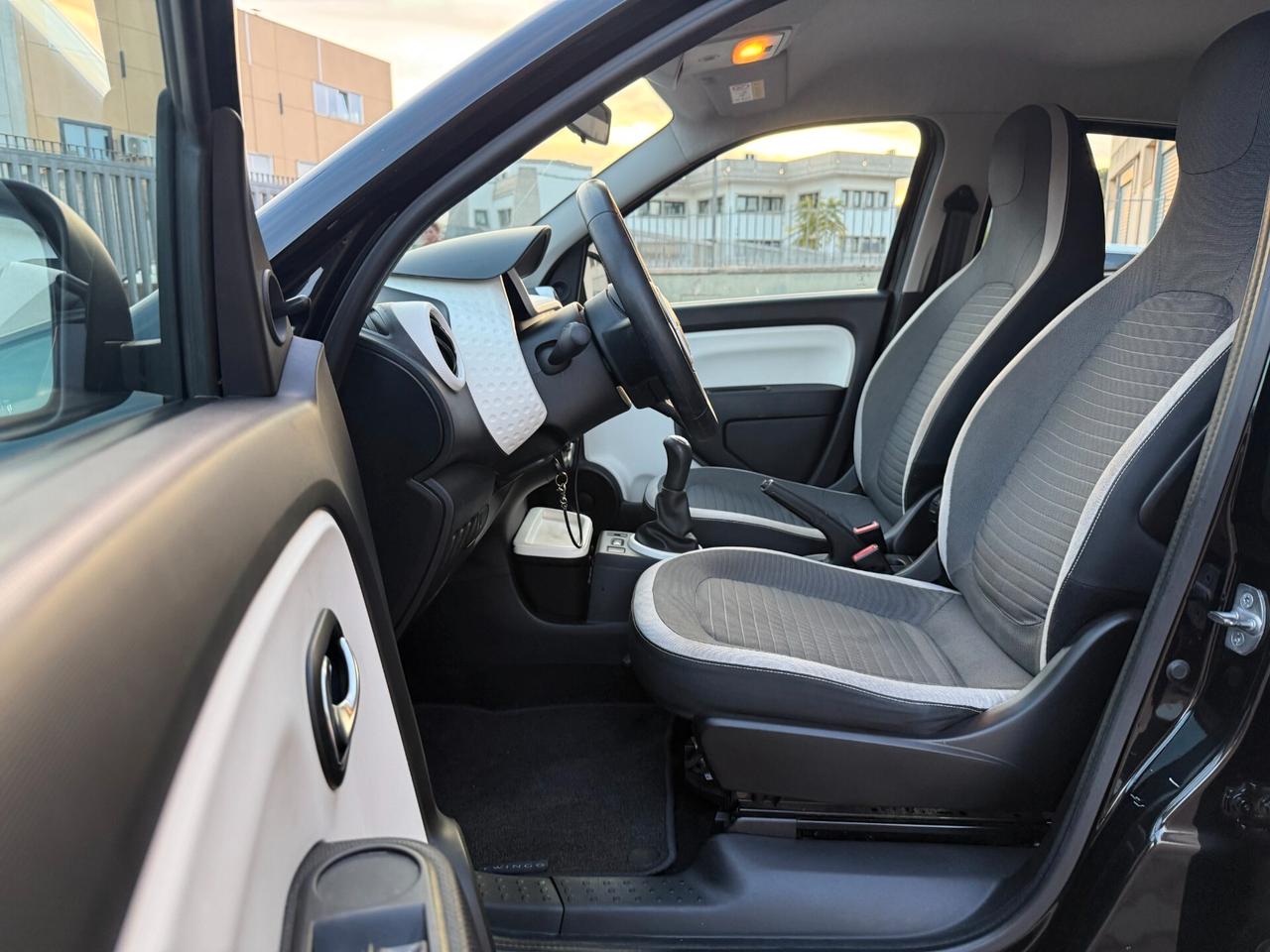 Renault Twingo 1.0 SCe Wave