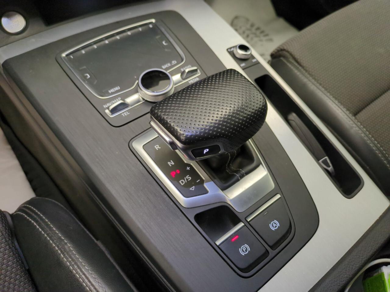 Audi Q5 40 TDI quattro S tronic line plus