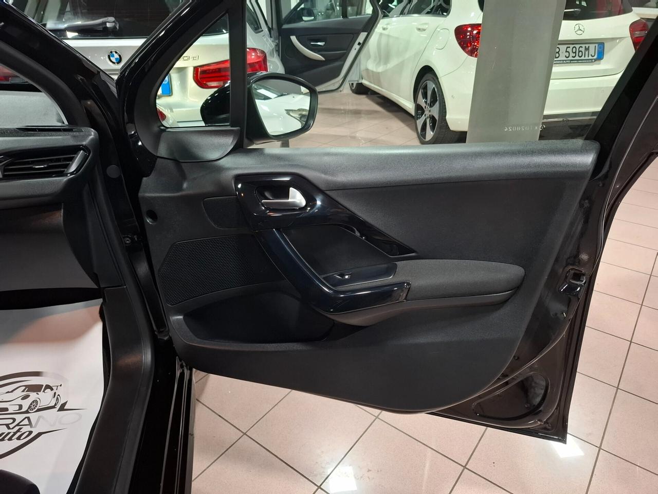 Peugeot 208 1.2 Benzina-GPL Neopatentato