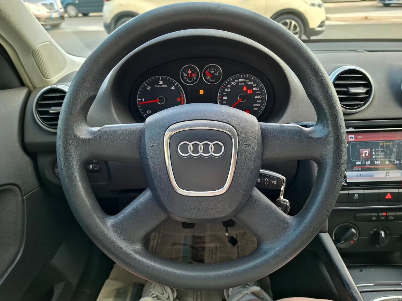 Audi A3 SPB 1.6 TDI 90cv Ambition 2012