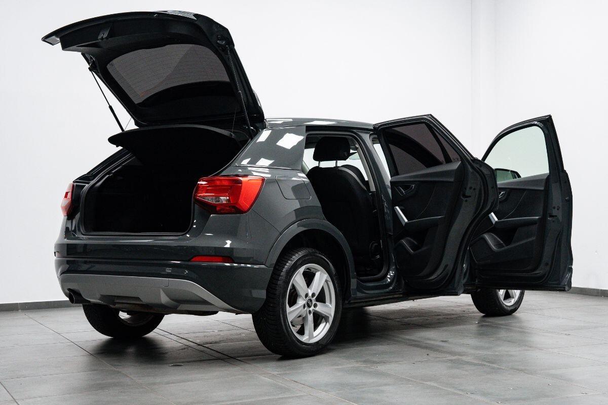 Audi Q2 30 TFSI Business