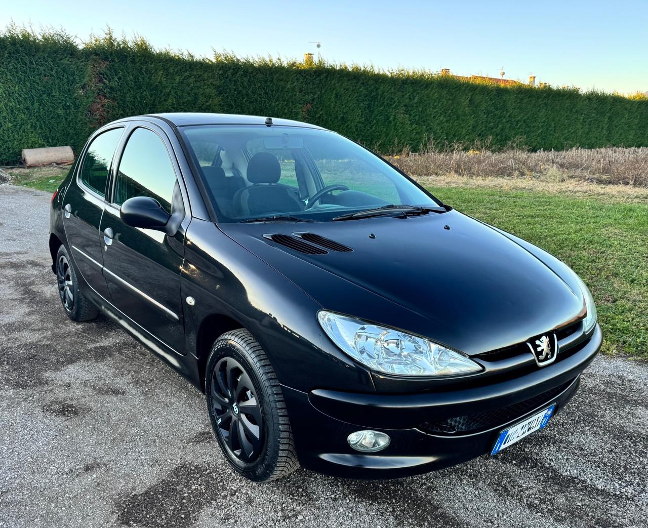 PEUGEOT 206 1.4 HDI DIESEL 5 PORTE NEOPATENTATi