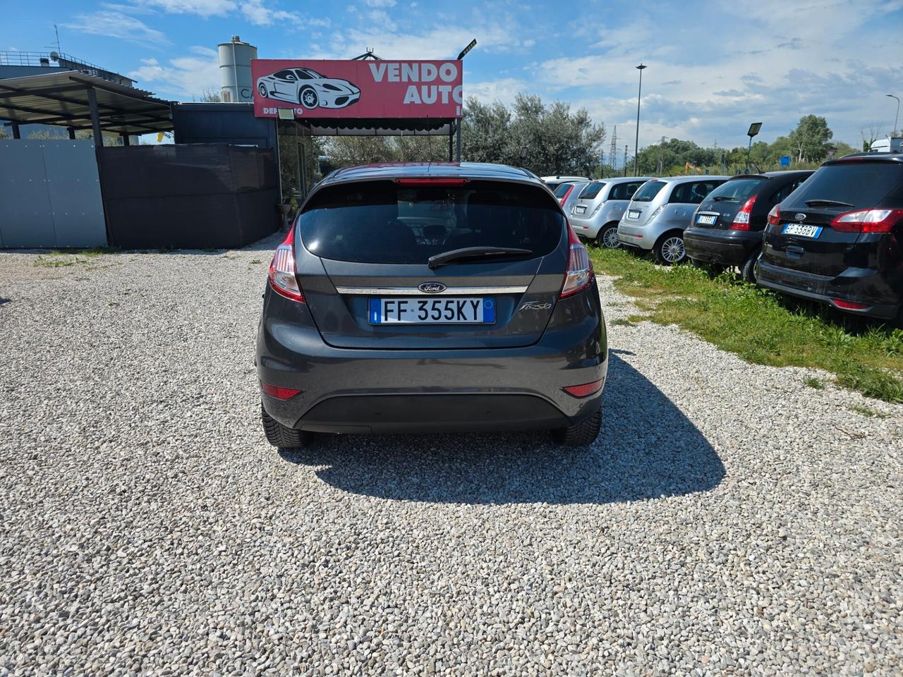 Ford Fiesta 1.5 TDCi 75CV 5 porte Titanium