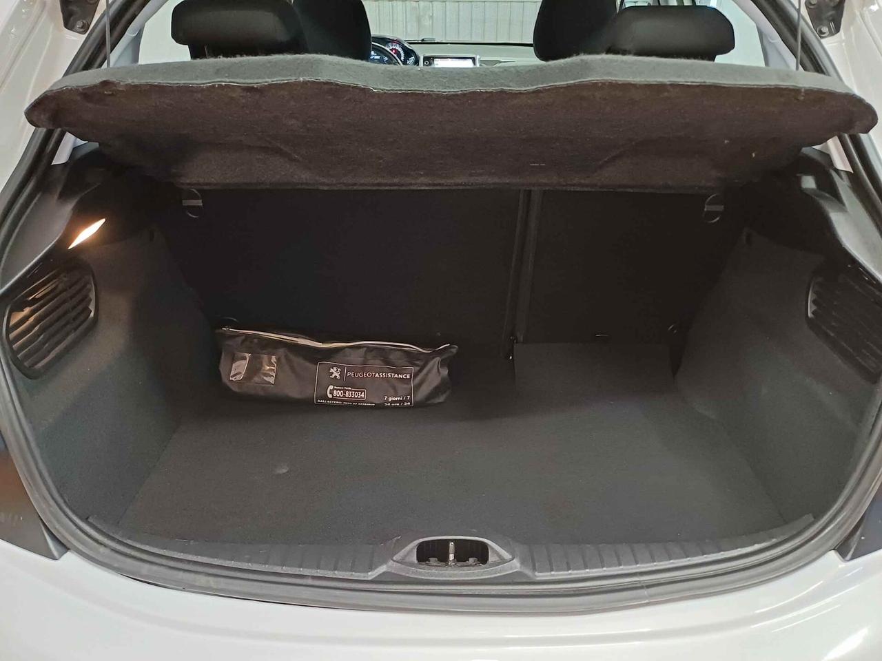 Peugeot 208 BlueHDi 75 5 porte Allure
