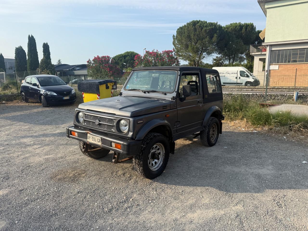 Suzuki SJ Samurai 1.3i cat Cabriolet De Luxe