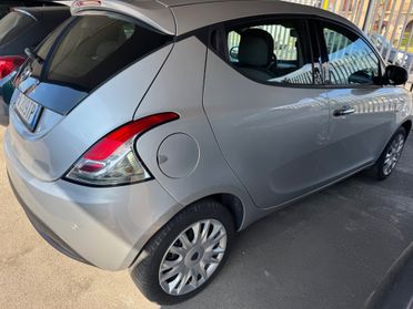 Lancia Ypsilon 1.3 MJT 16V 95 CV 5 porte S&S Silver