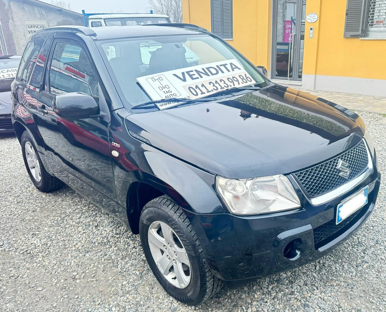 Suzuki Grand Vitara 3 porte 1.9 DDiS 4x4 gancio traino