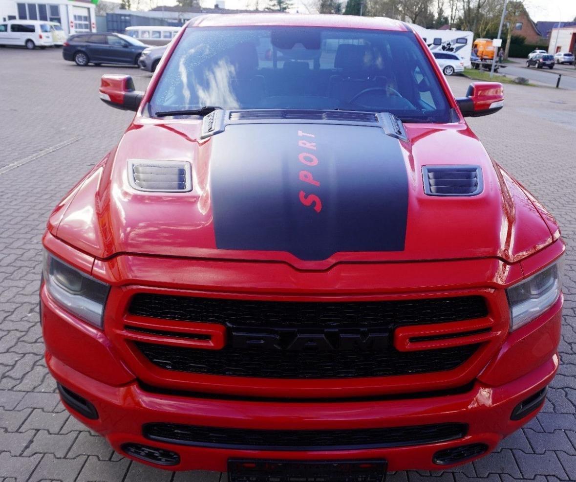 Dodge RAM 5.7 HEMI CrewCab Sport