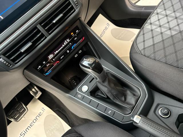 VOLKSWAGEN Taigo 1.0 TSI 116 CV DSG R-Line TETTO APR/PAN