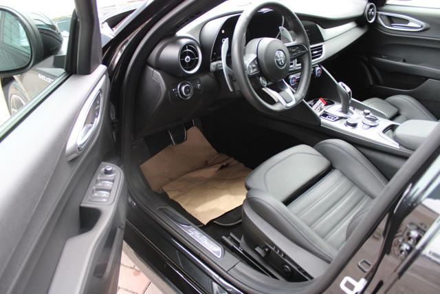 ALFA ROMEO Giulia 2.0 Turbo 280cv Q4 Veloce TETTO