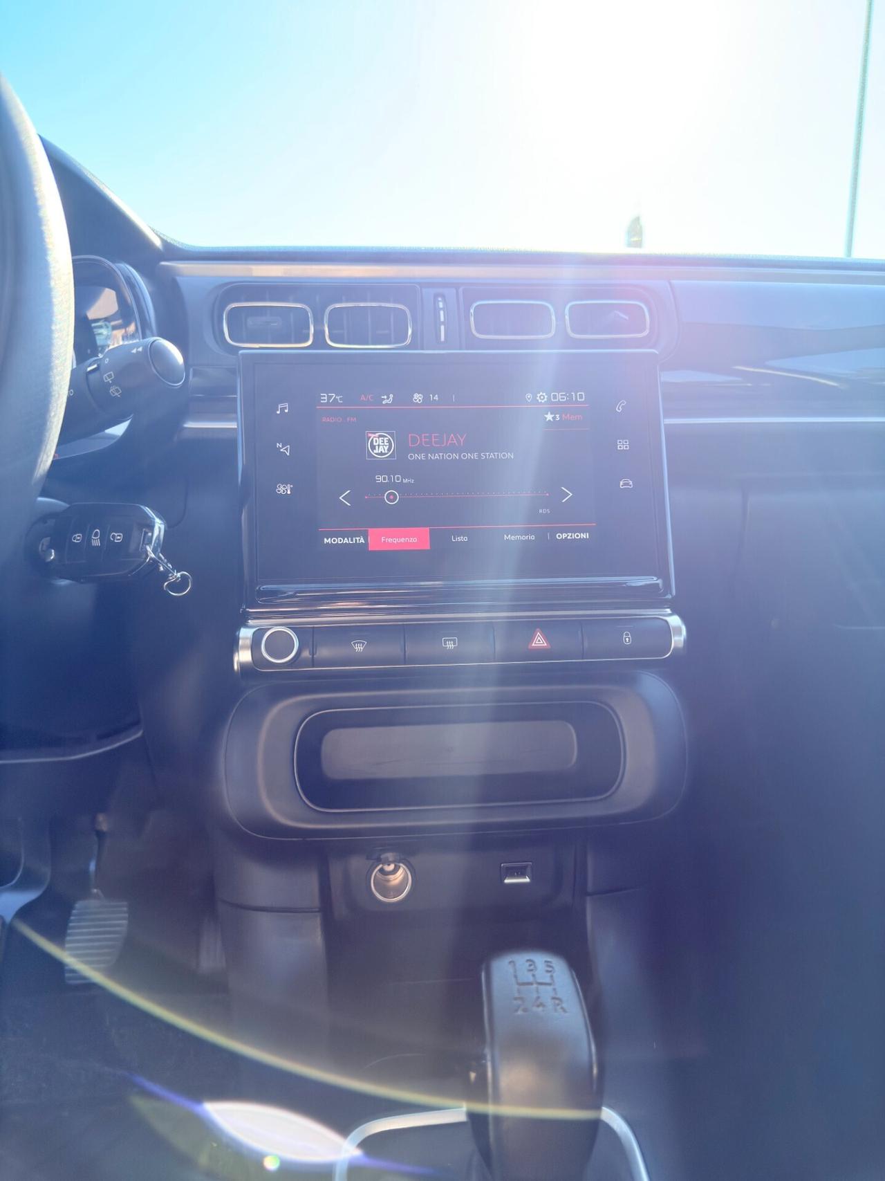 Citroen C3 1.2 Benzina Shine 2022