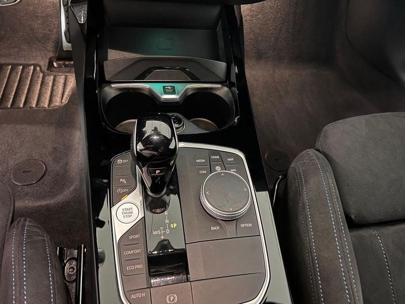 BMW Serie 1 F40 Benzina M 135i xdrive auto