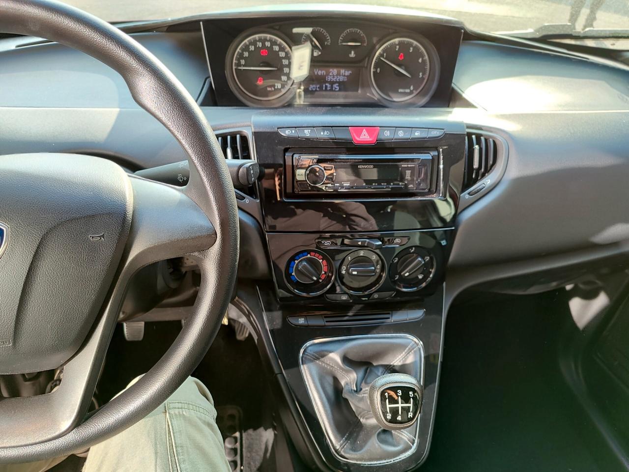 Ypsilon 1.3 MJT 16V OK NEO solo 130MILA KM