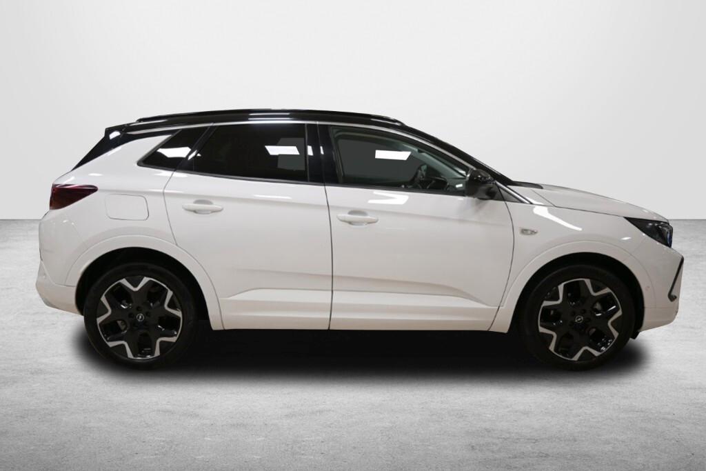 Opel Grandland 1.2 TURBO 130CV AUTO ULTIMATE ( FARI LED-COCKPIT-NAVI-MIRROR-PDC-TELECAMERA P. )