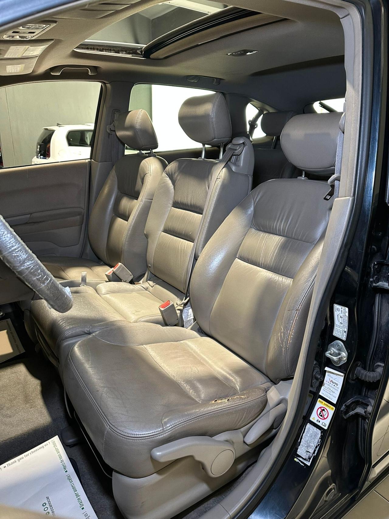 Honda FR-V 2.2 16V i-CTDi Executive