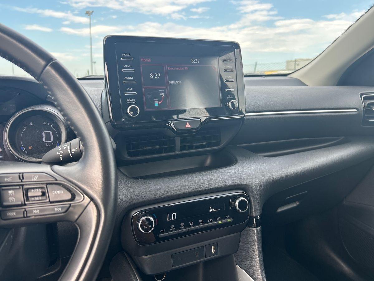 TOYOTA Yaris IV 2020 - Yaris 1.5h Trend