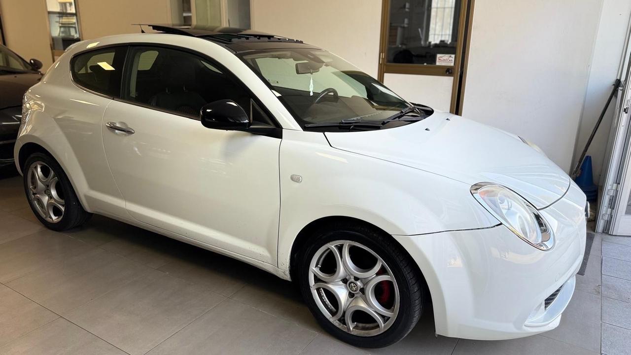 Alfa Romeo MiTo 1.6 JTDm 16V Distinctive Sport Pack