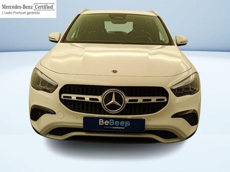 Mercedes-Benz GLA 180 D ADVANCED AUTO