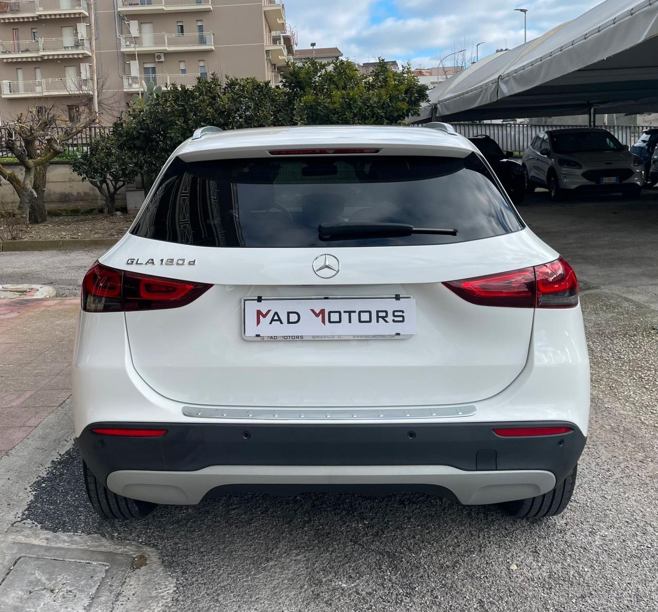 Mercedes-benz GLA 180D SPORT PLUS 2021