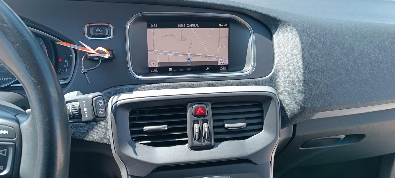 Volvo V40 D2 Geartronic Business Plus