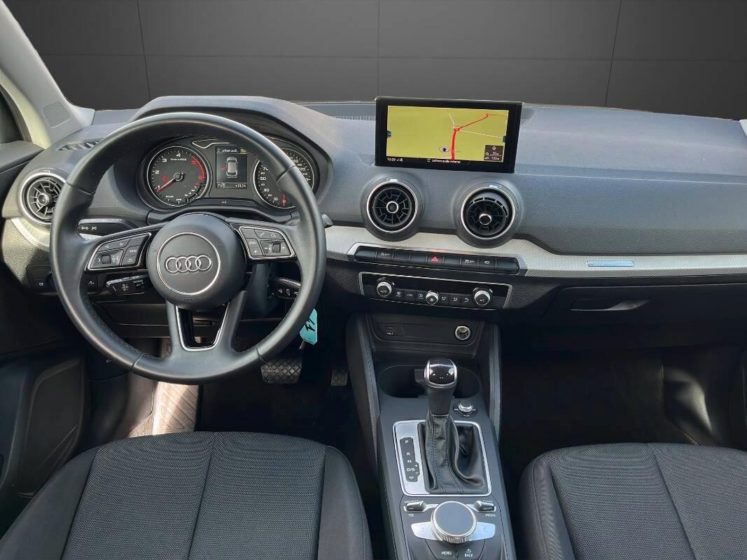 Audi Q2 35 2.0 tdi Business s-tronic