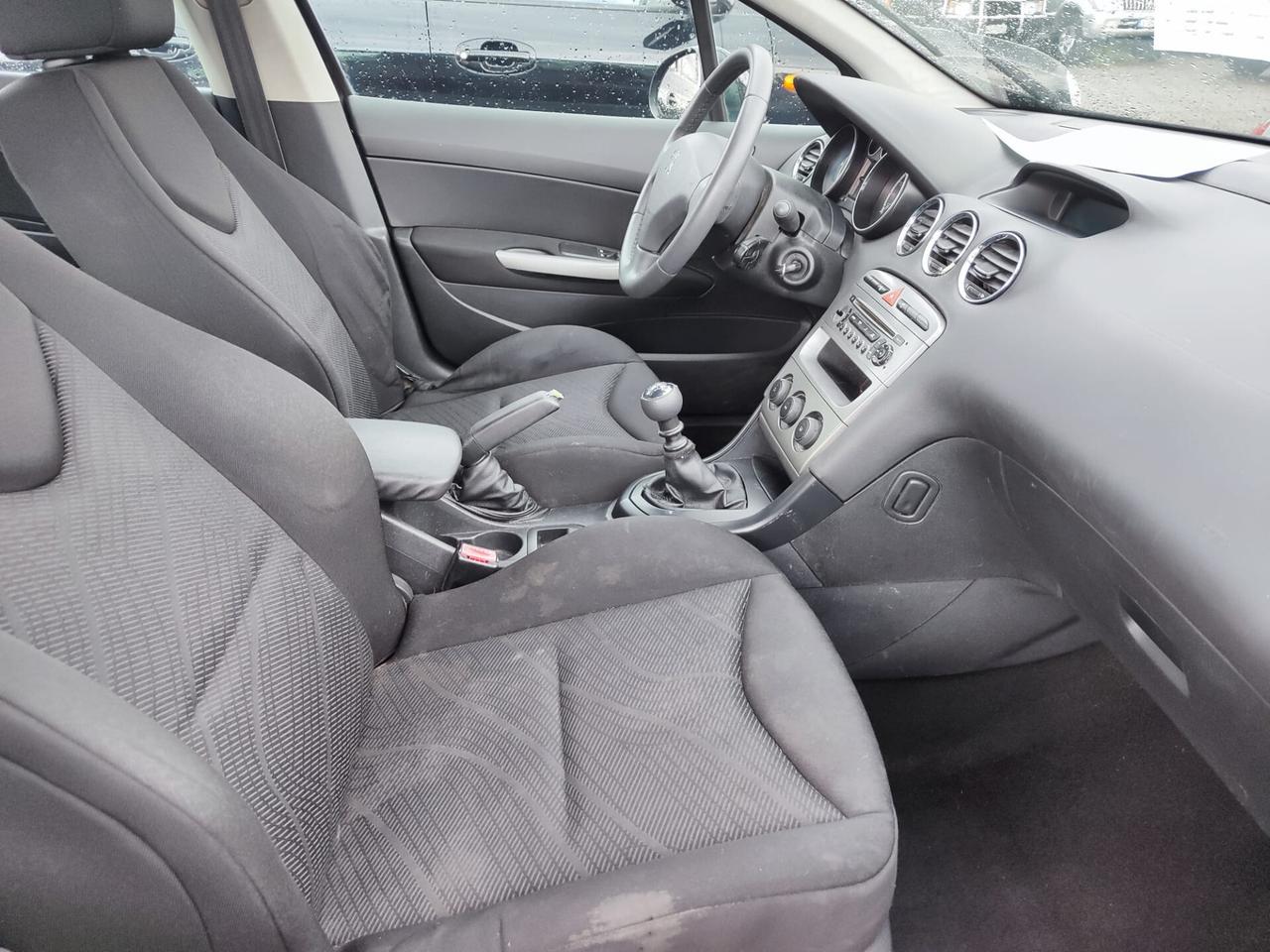 Peugeot 308 1.6 HDi 90CV 5p. Tecno