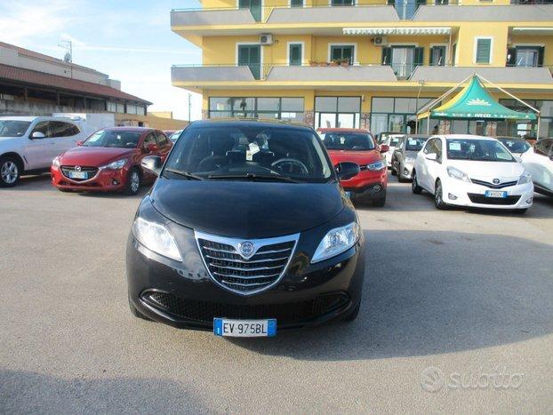 Lancia Ypsilon 1.2 BENZINA