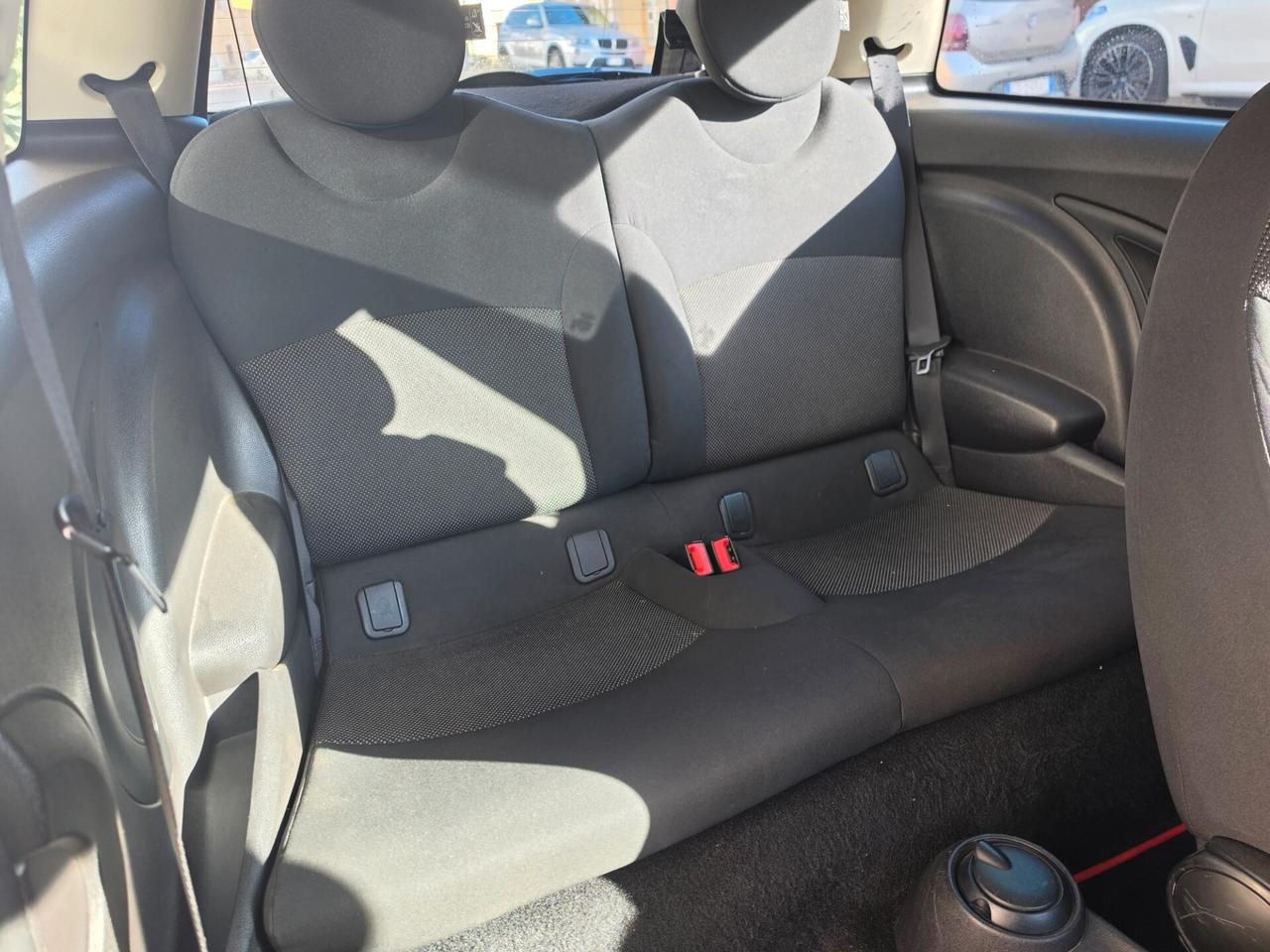 Mini 1.6 16V One D