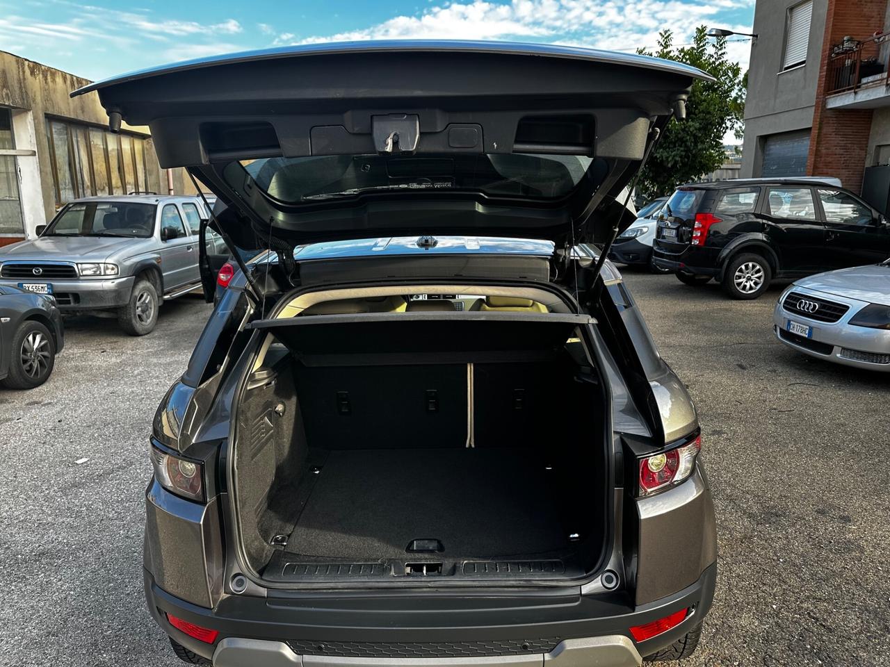 Land Rover Range Evoque 2.2 TD4 5p. Prestige