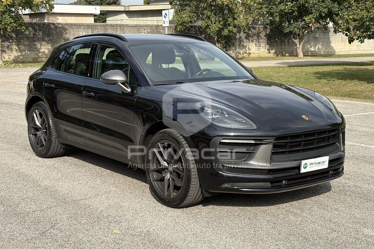 PORSCHE Macan 2.0 T