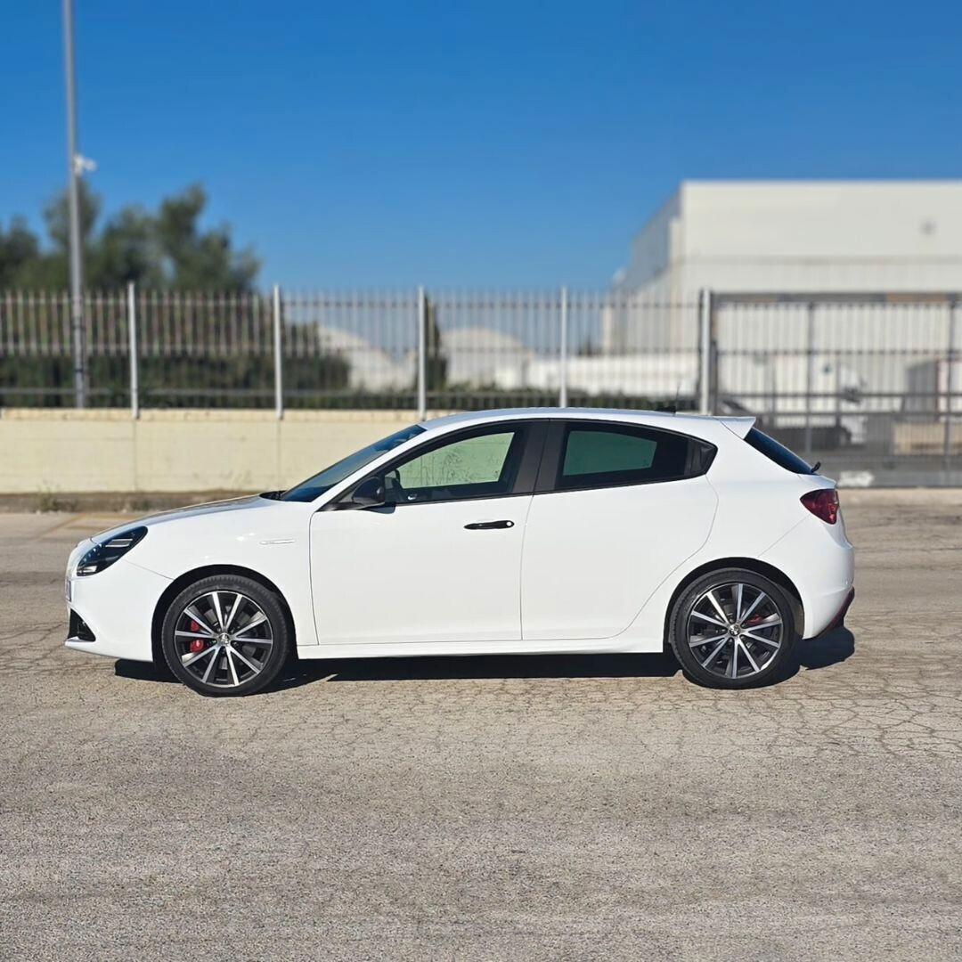 Alfa Romeo Giulietta Sport **CAMBIO AUTOMATICO**