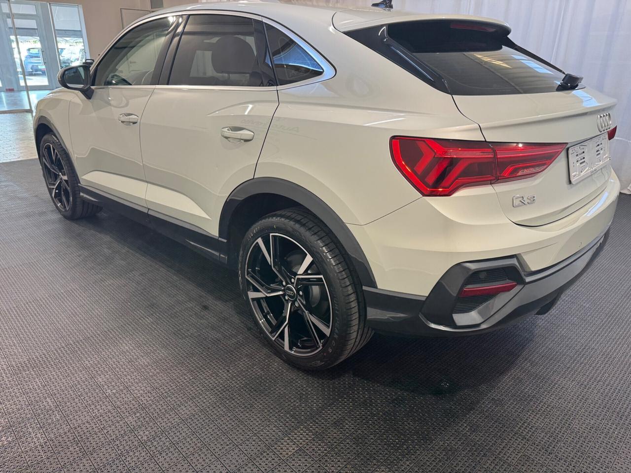 Audi Q3 Sportback 35 TDI S tronic Business Plus