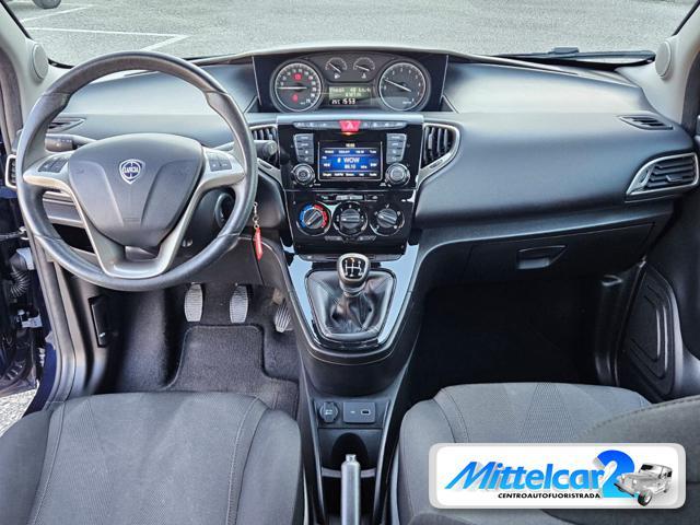 LANCIA Ypsilon 1.2 69 CV 5 porte Gold